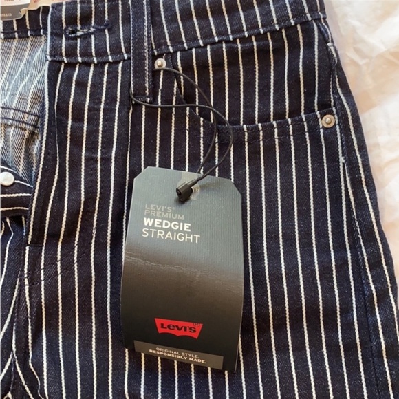 Levi’s Wedgie Straight jeans - Picture 3 of 3